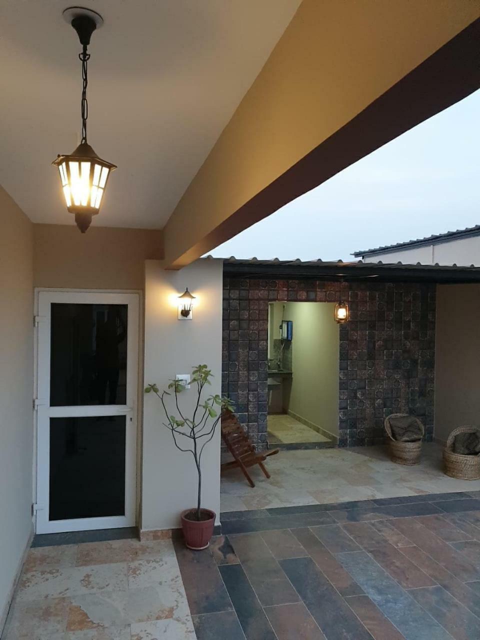 The Rooftop Cabana, A Homestay 布巴内什瓦尔 外观 照片