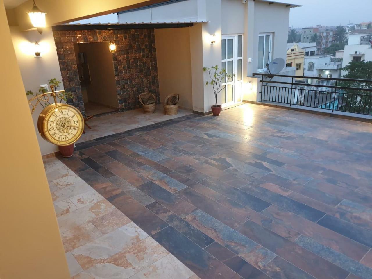 The Rooftop Cabana, A Homestay 布巴内什瓦尔 外观 照片
